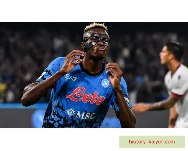 奥斯梅恩持续提升，谈及偶像与榜样的影响力